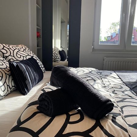 Lovers' Loft Apartment In Krakow - Orawska 7 Luaran gambar