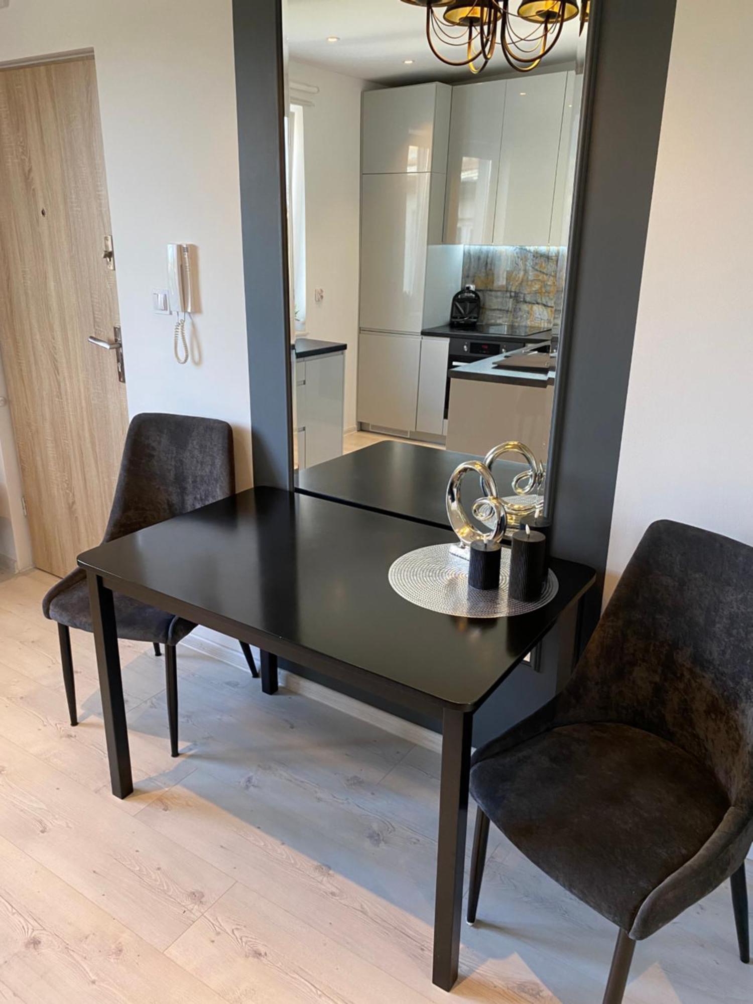 Lovers' Loft Apartment In Krakow - Orawska 7 Luaran gambar