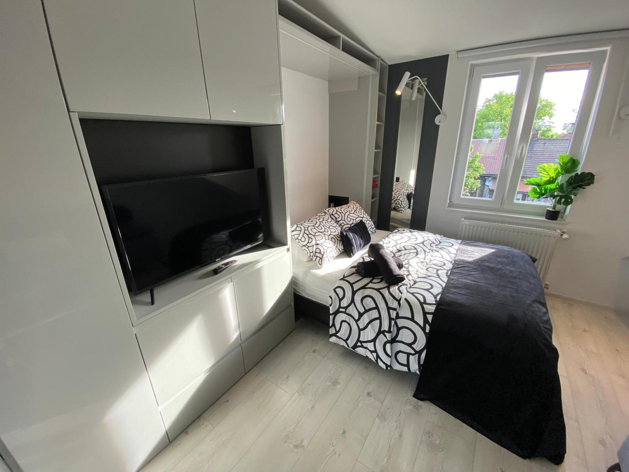 Lovers' Loft Apartment In Krakow - Orawska 7 Luaran gambar