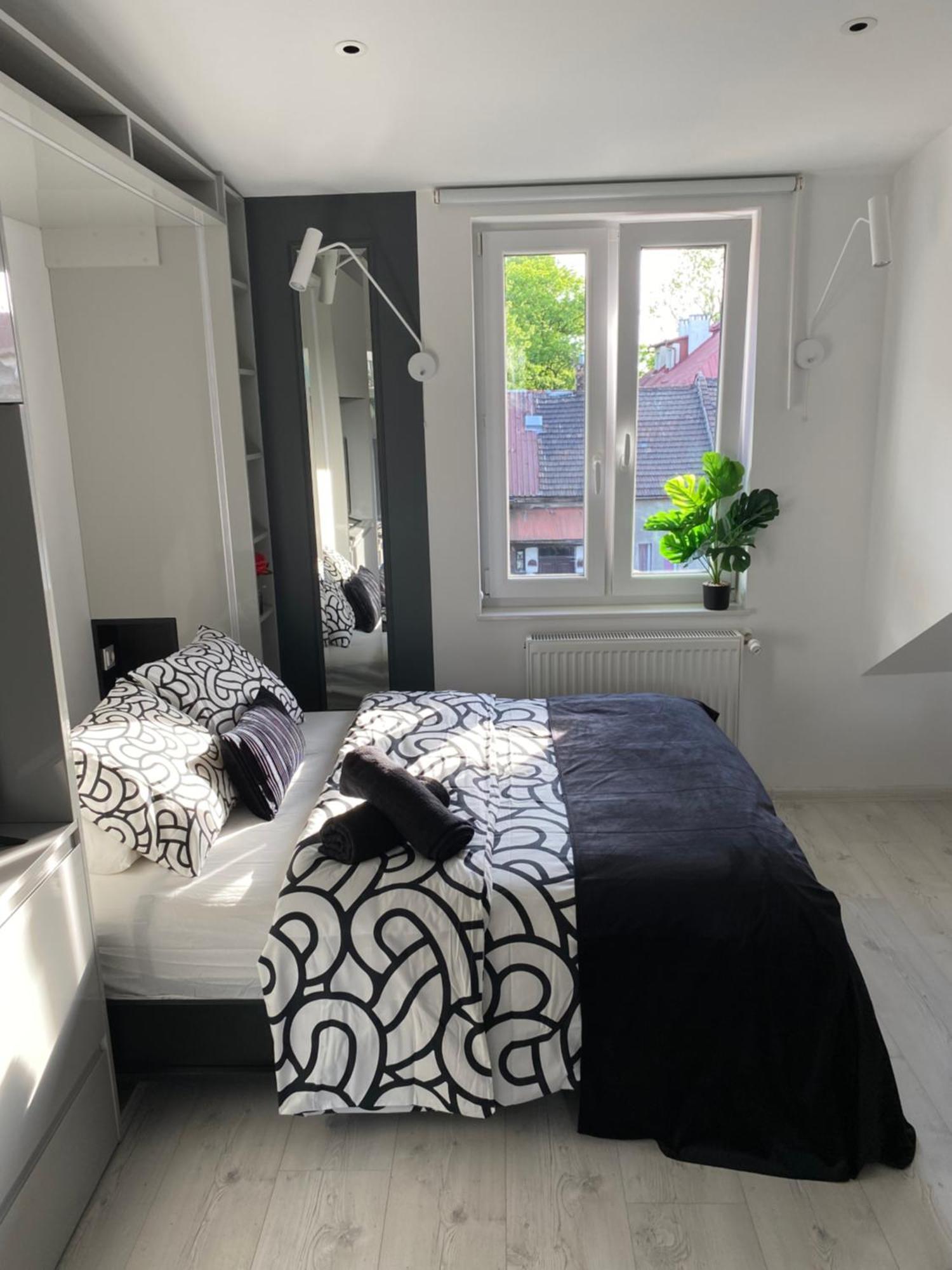 Lovers' Loft Apartment In Krakow - Orawska 7 Luaran gambar