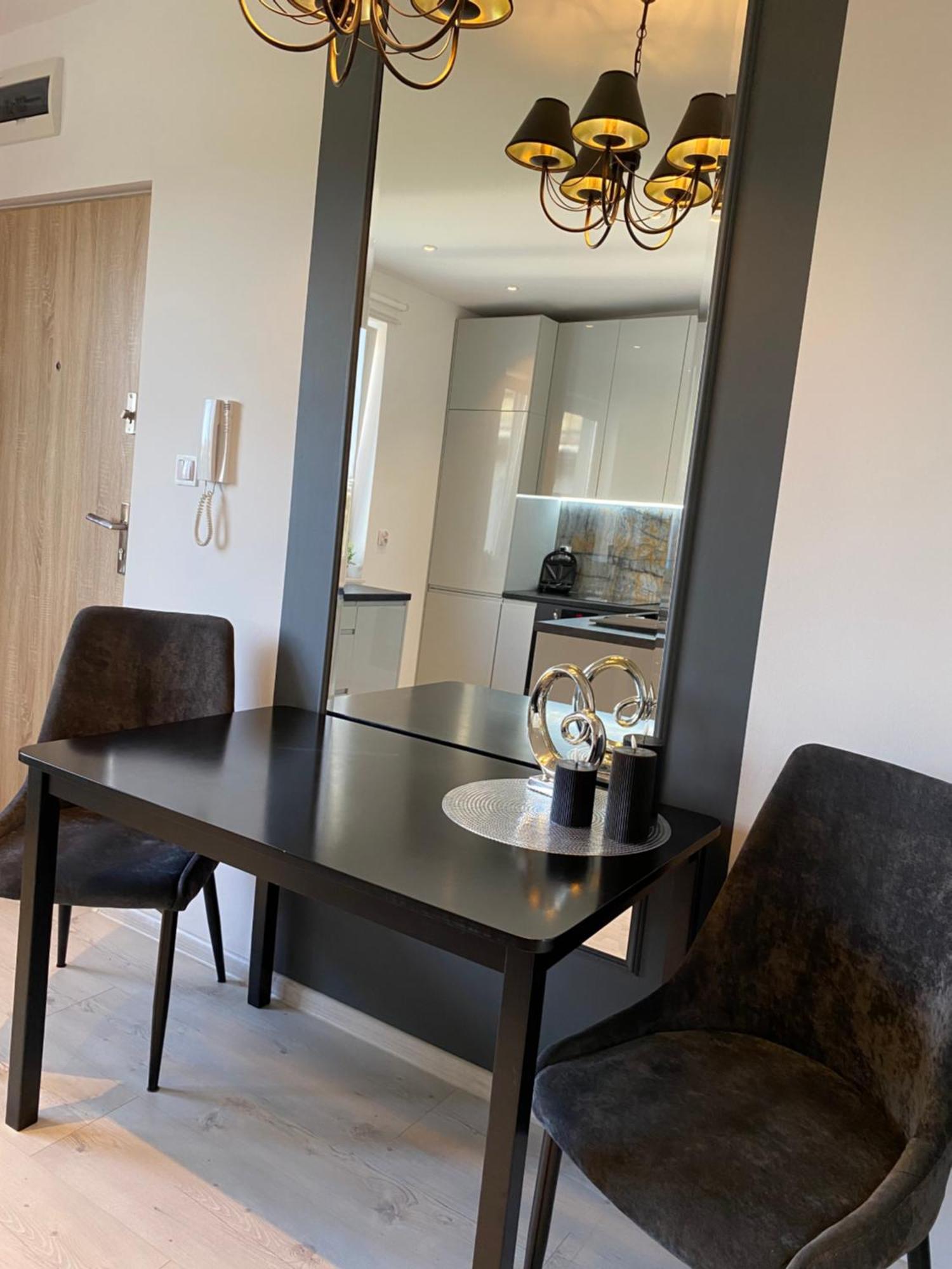 Lovers' Loft Apartment In Krakow - Orawska 7 Luaran gambar
