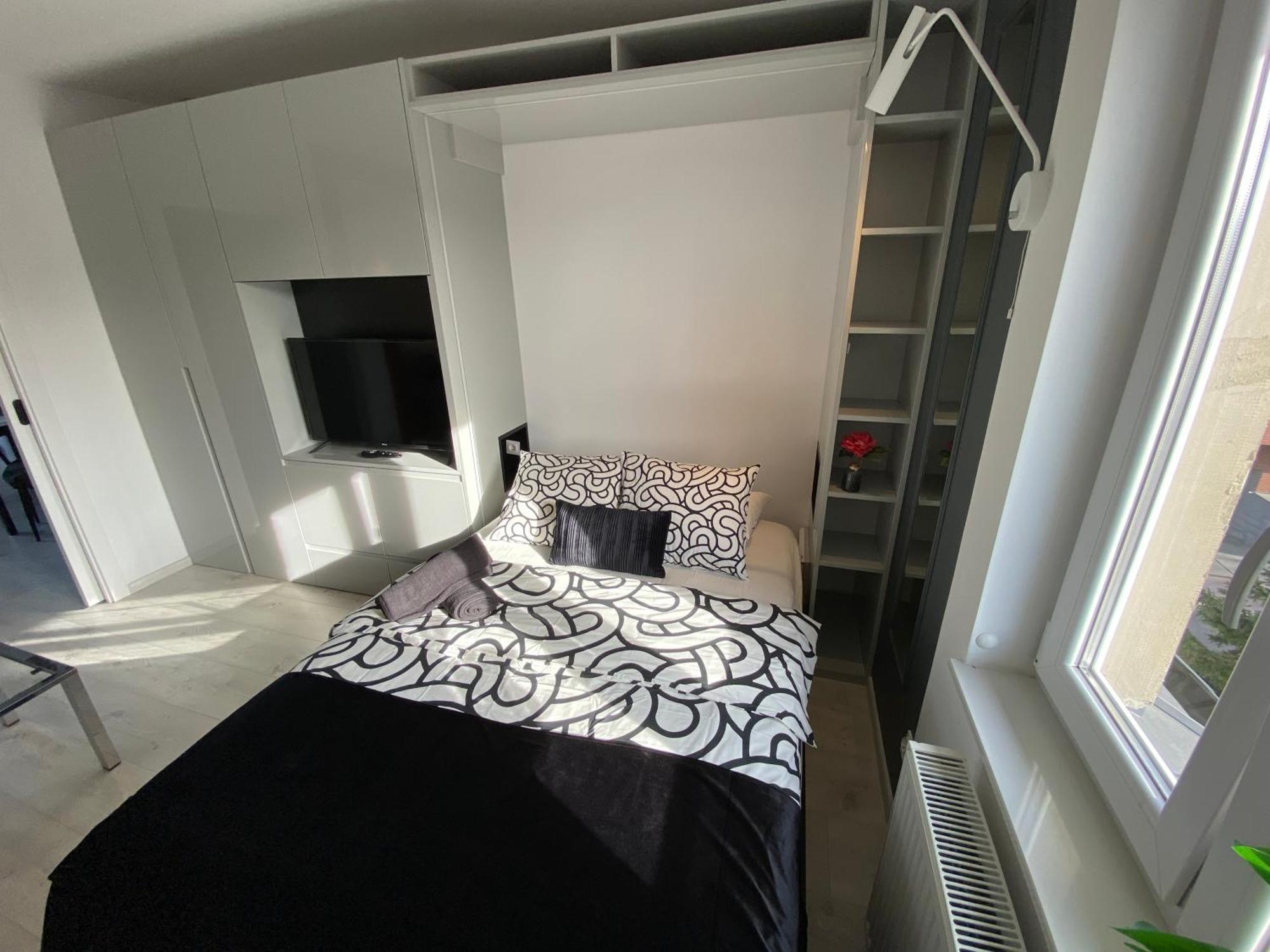 Lovers' Loft Apartment In Krakow - Orawska 7 Luaran gambar