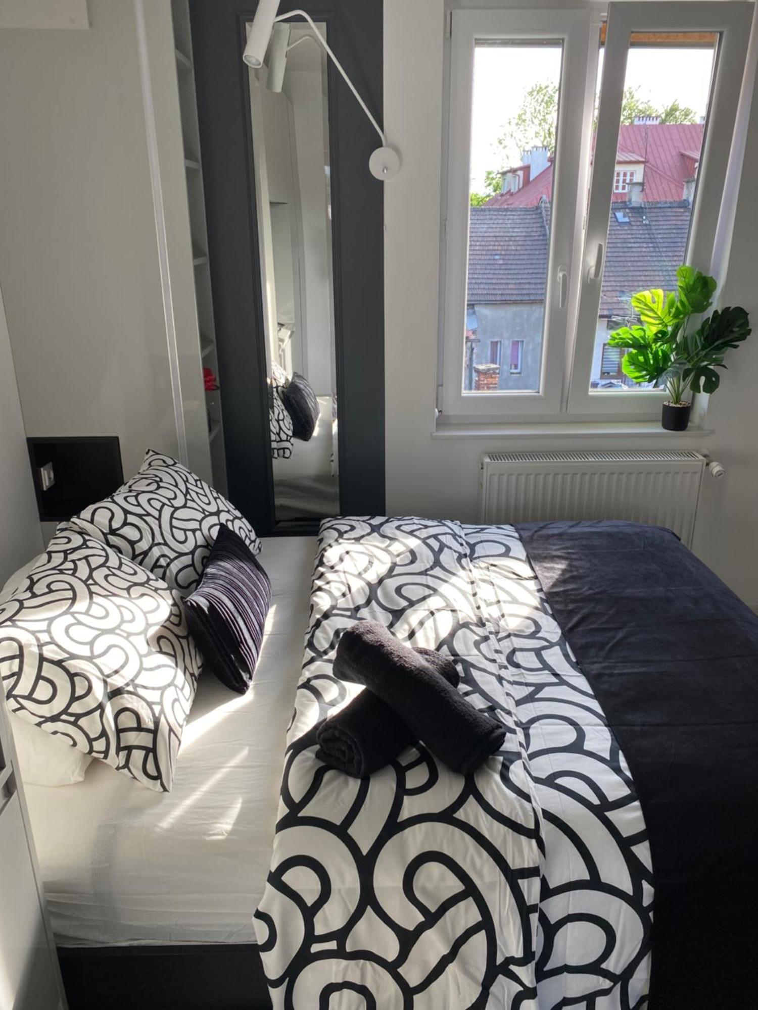 Lovers' Loft Apartment In Krakow - Orawska 7 Luaran gambar