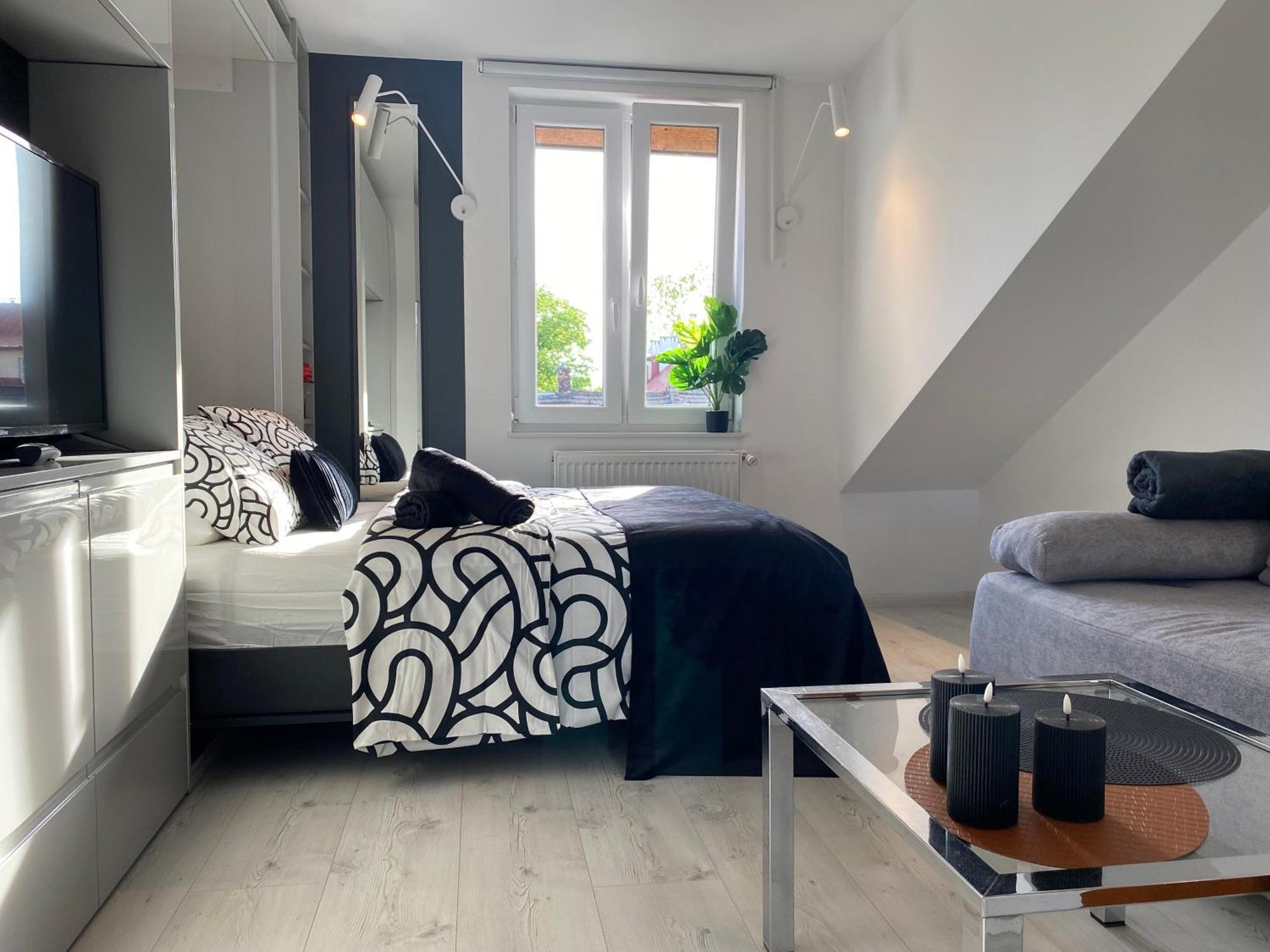 Lovers' Loft Apartment In Krakow - Orawska 7 Luaran gambar